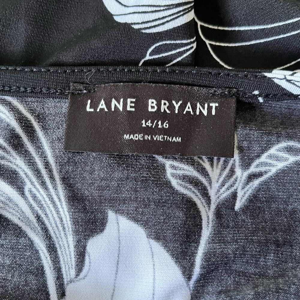 Lane Bryant Blouse 14/16 Tropical Vee Neck Coastal Resort Cruise Dark Fairy - Picture 4 of 4